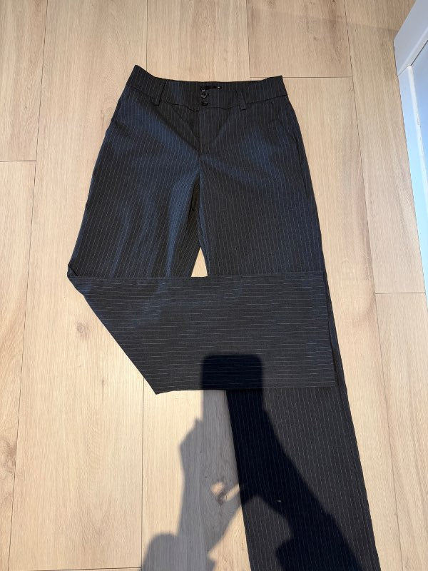 Gina tricot striped pants