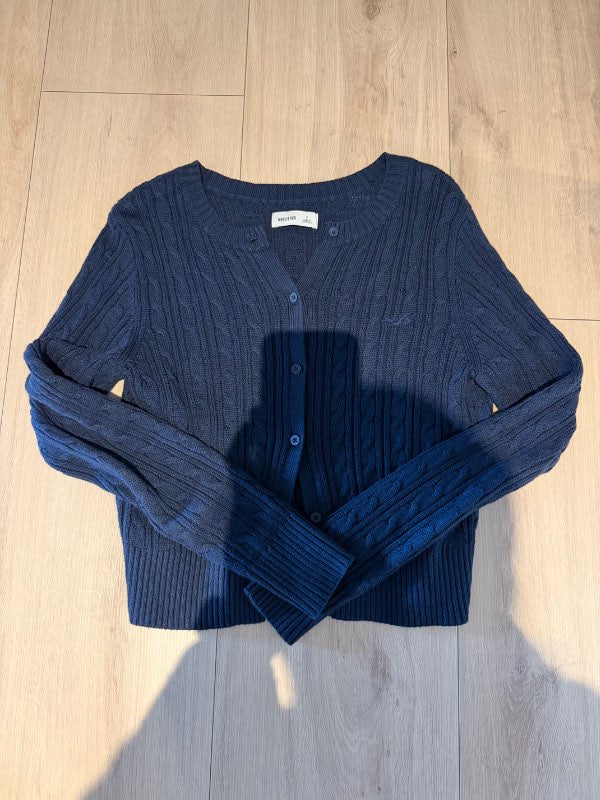 Hollister cardigan