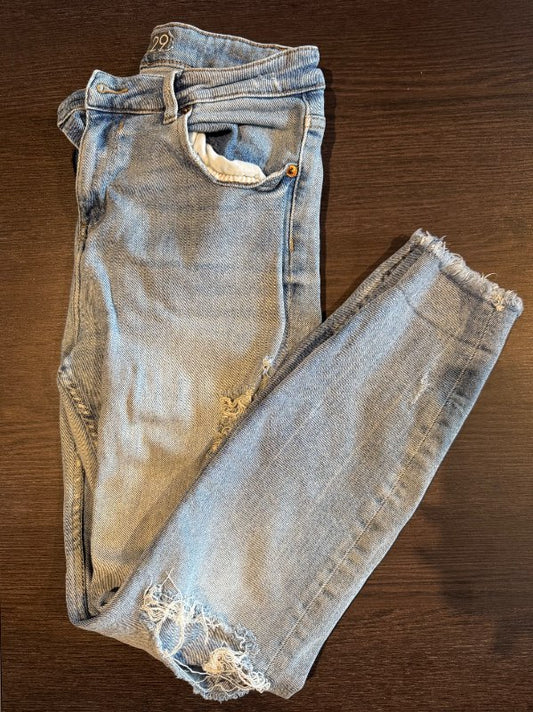 Gallabuxur frá AMISU