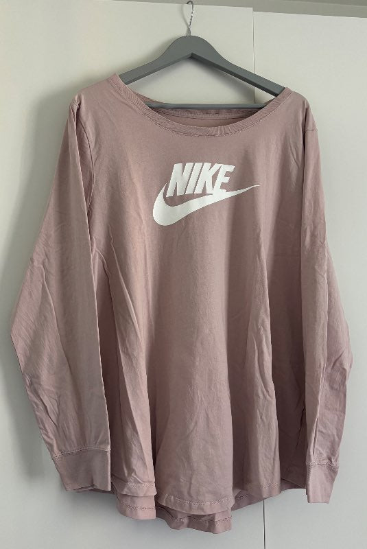 Nike síðerma bolur