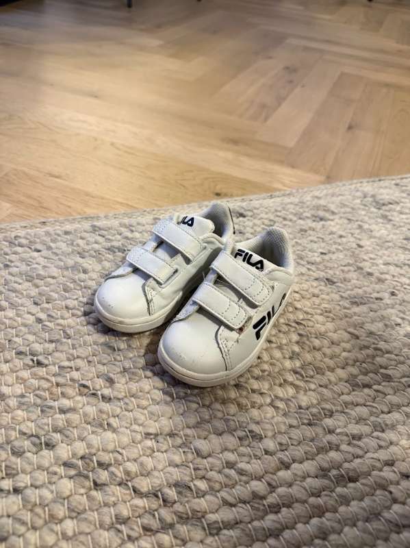 FILA strigaskór