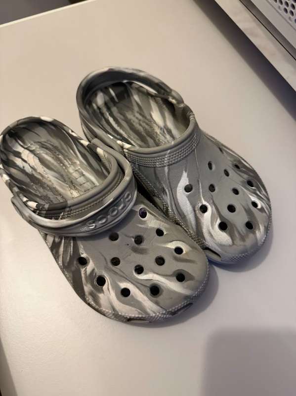 Croocs Gráir