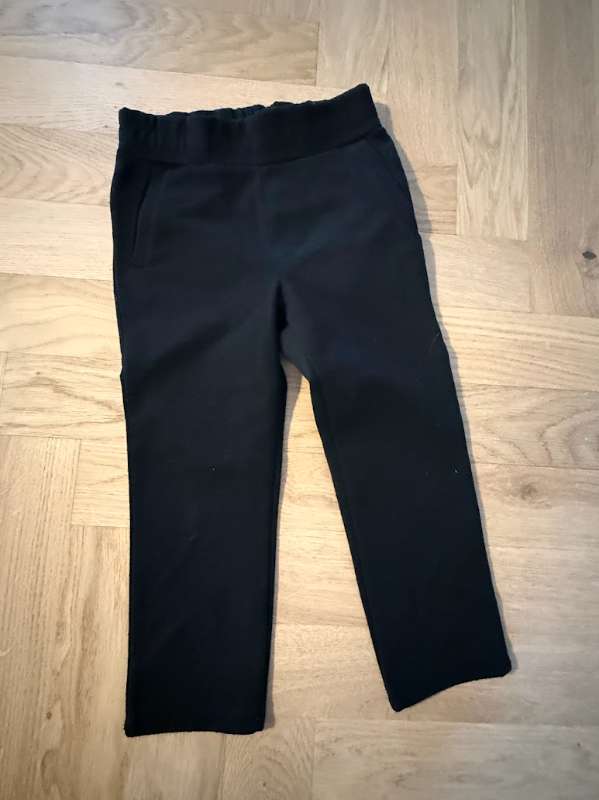 Svartar sparibuxur
