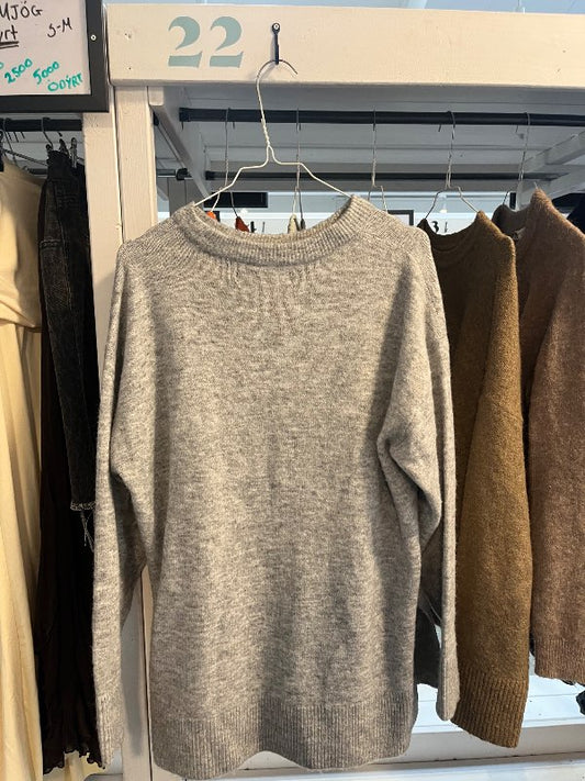 Vero moda grá peysa