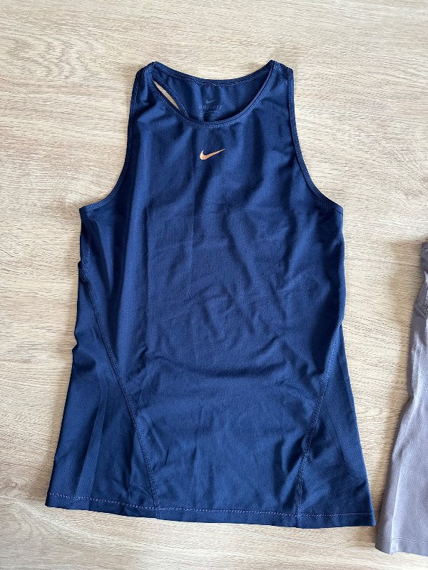 Nike blár tank