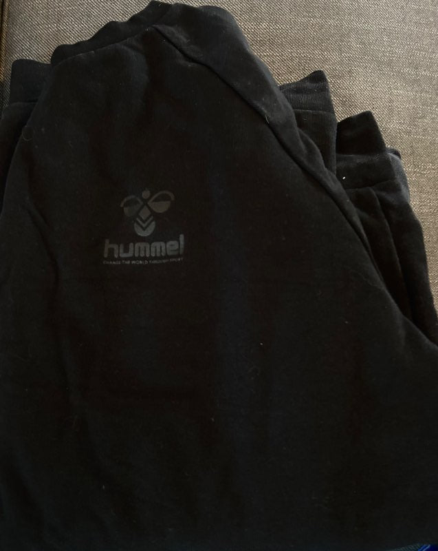 Hummel peysa
