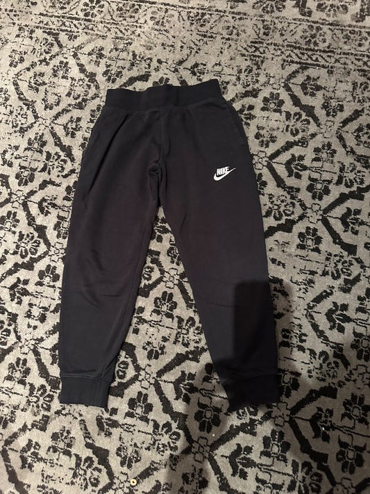Svartar nike buxur