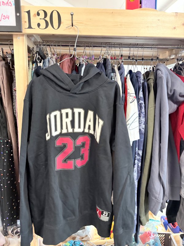 Jordan peysa