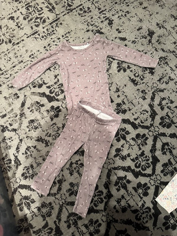 Name it sett fjólublátt