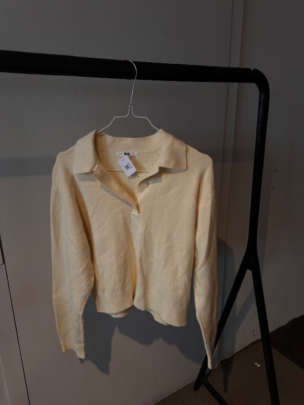 Uniqlo peysa