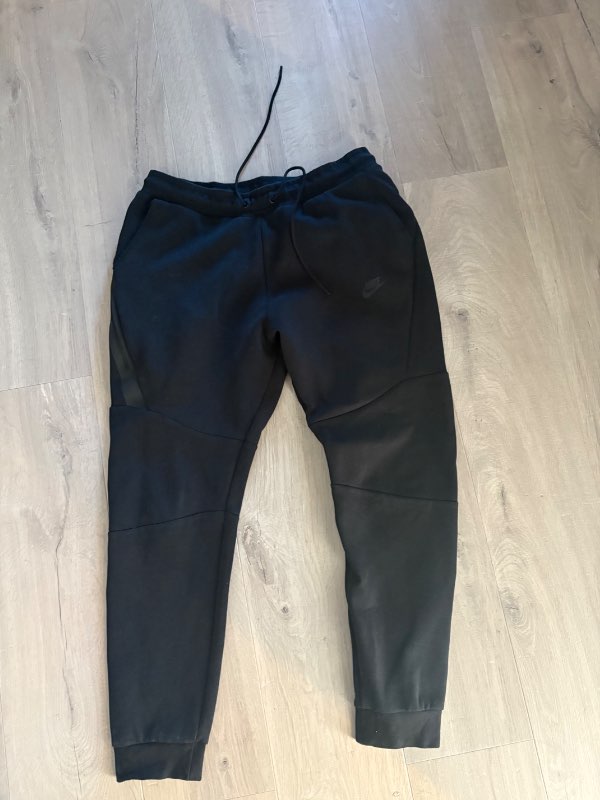 Nike tech fleece