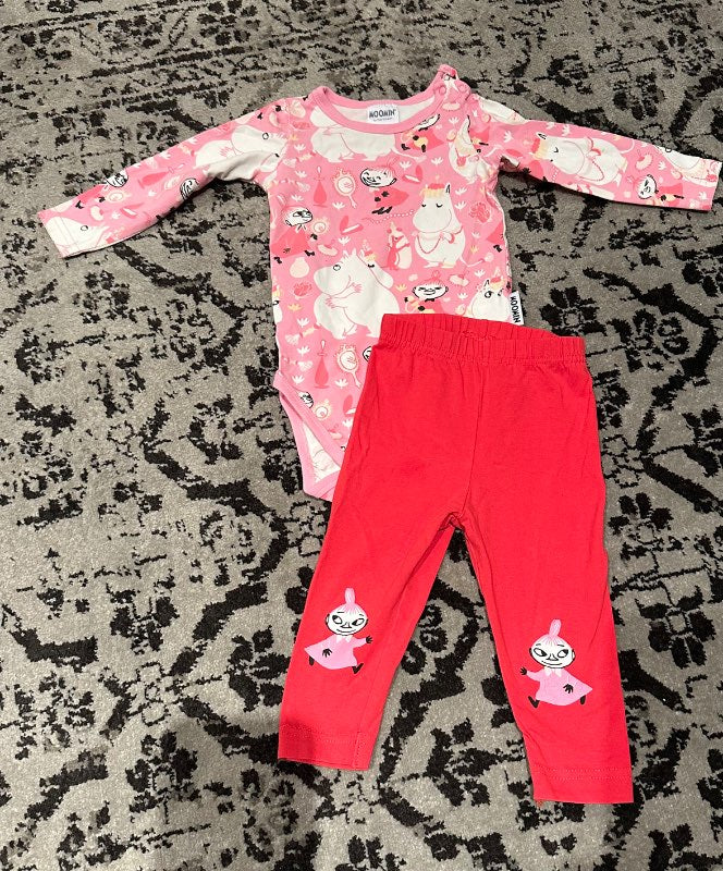 Moomin sett, samfella og rauðar leggings