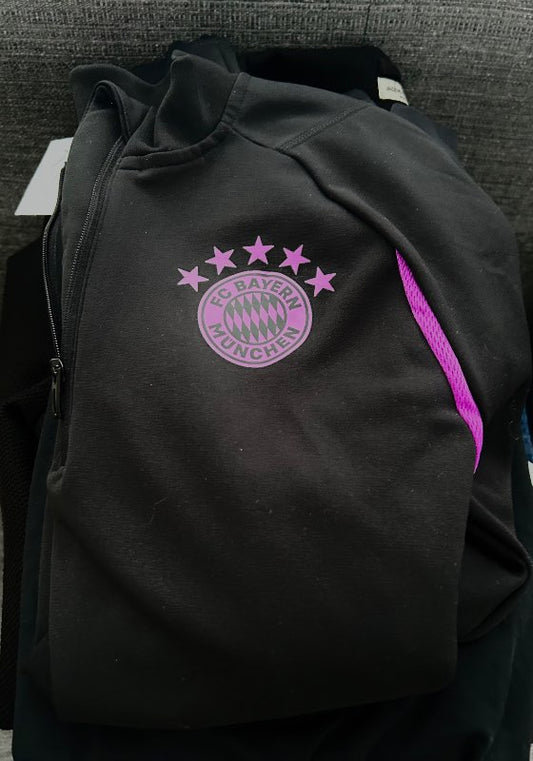 Bayern Munchen peysa