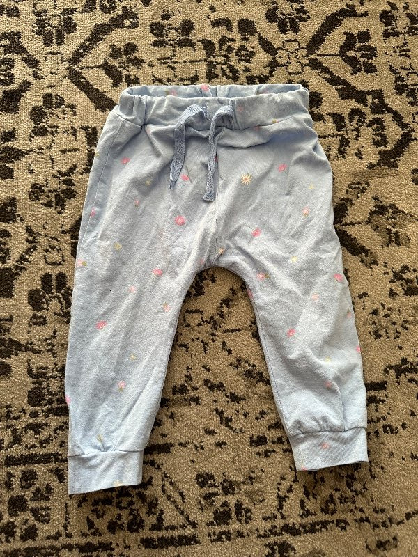 Bláar buxur name it