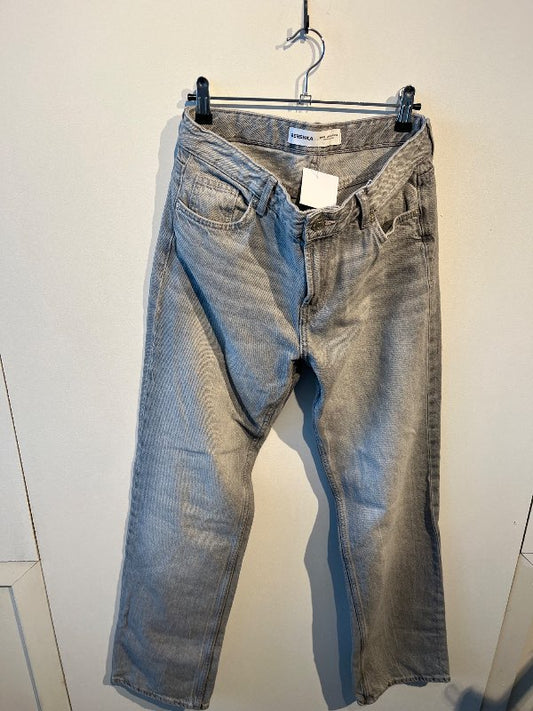 Berskha gallabuxur gráar*