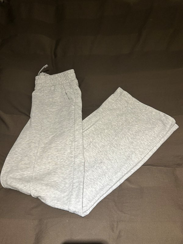 Bershka gráar joggingbuxur
