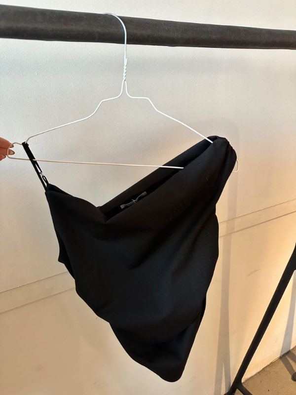 Zara bolur svartur MIA