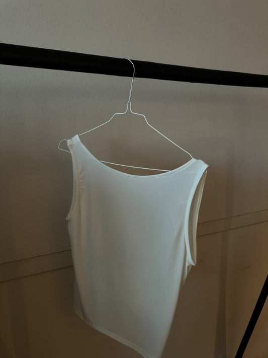 Nakd bolur hvítur MIA