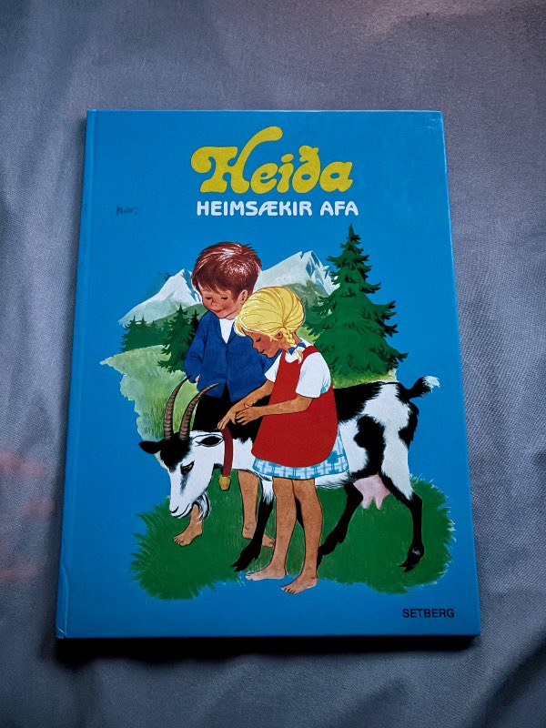 Heiða heimsækir afa