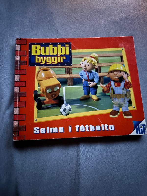 Bubbi byggir selma í fótbolta