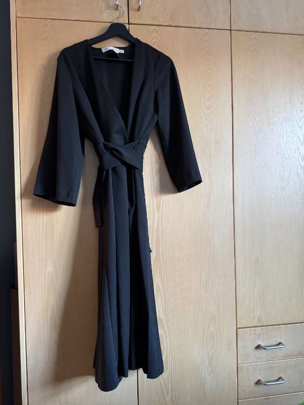 In Wear svartur kjóll