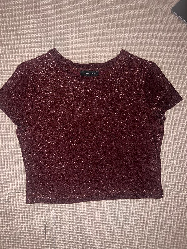 Vínrauður glimmer croptop