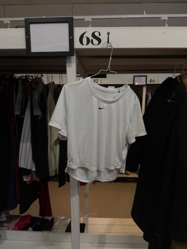 Nike ræktarbolur hvítur