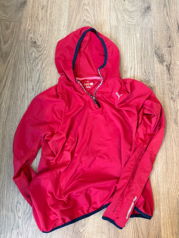 Puma íþróttapeysa