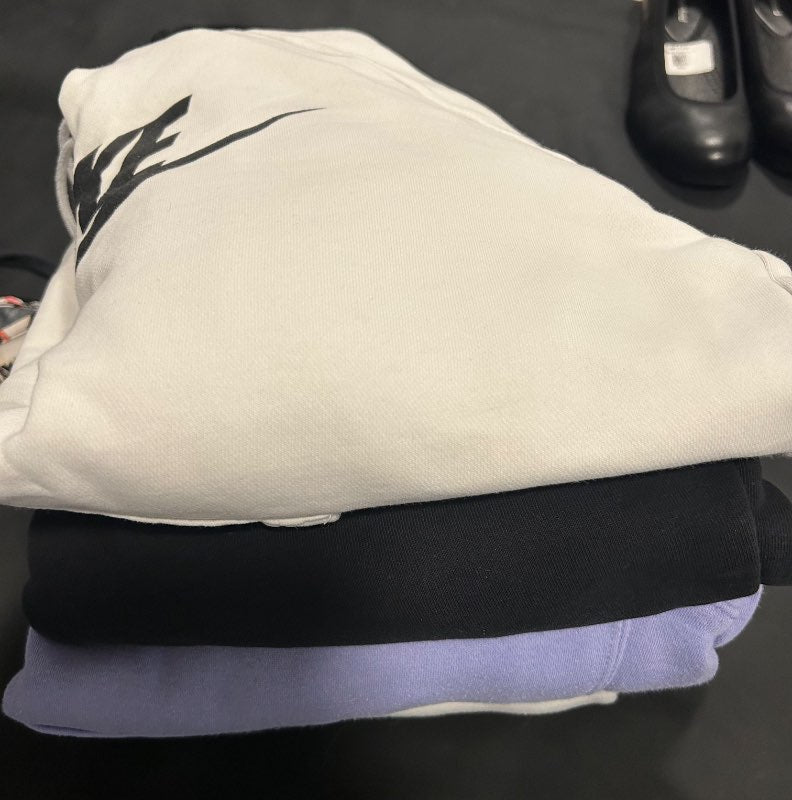 Nike hettupeysa