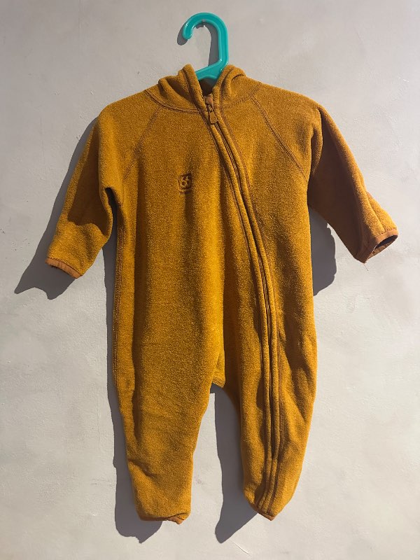 66 Kría appelsínugulur