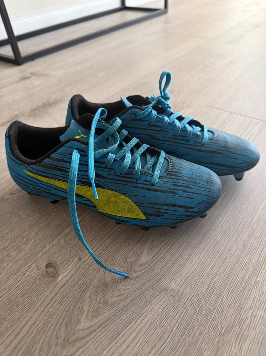 Puma takkaskór