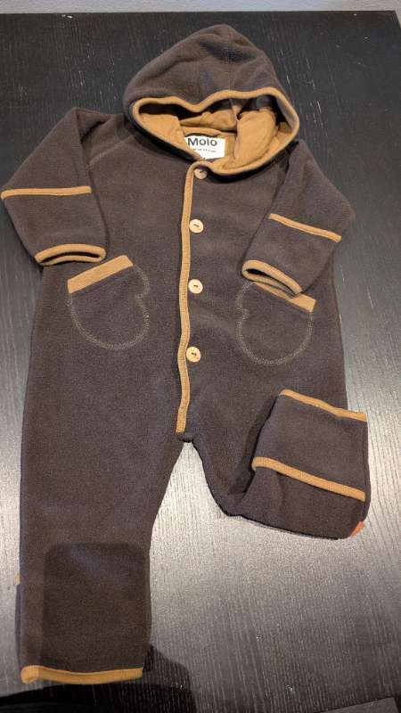 Molo flísgalli brúnn