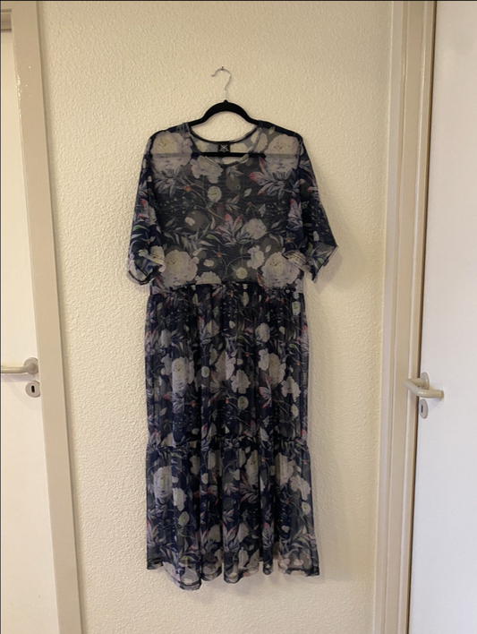 BRÁ þristur kjóll