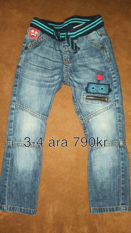 Gallabuxur vélmenni