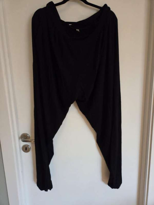 Svartar aladin buxur Curvy st. 18