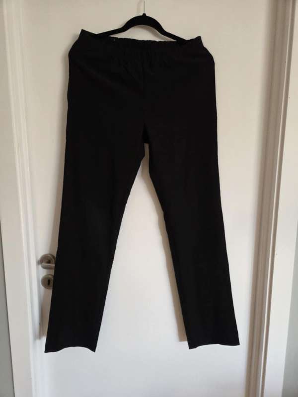 ZeZe svartar buxur st. M