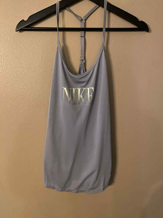 T nike íþróttabolur