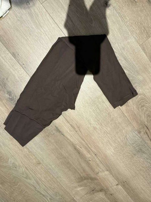 Brúnar ræktarbuxur - AMG