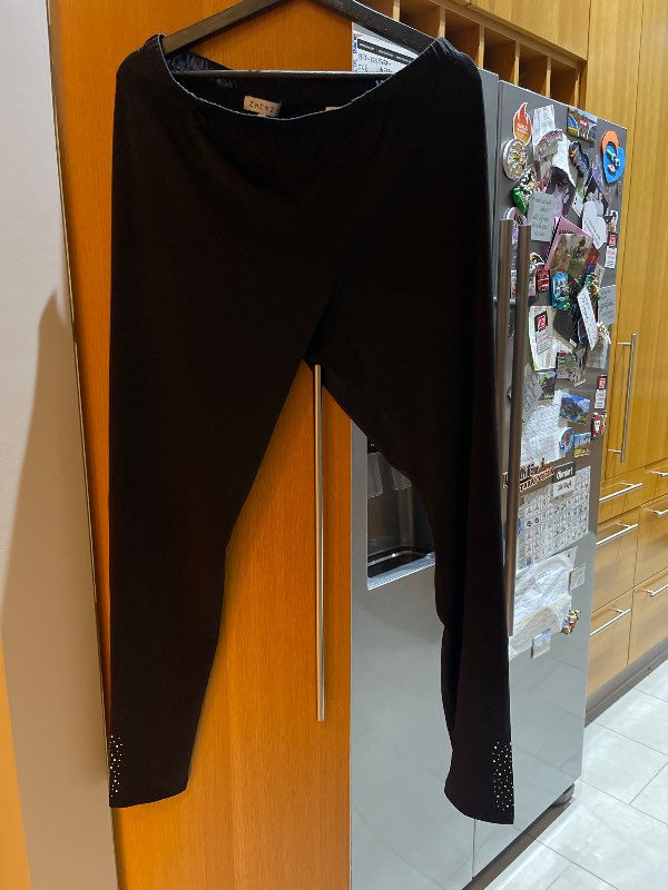 Svartar leggings með steinum