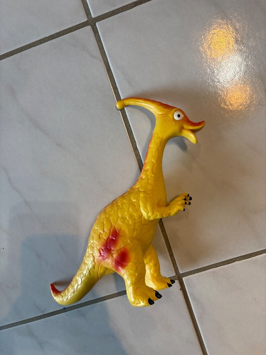 gulur risaeðla
