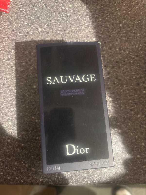 Dior ilmur