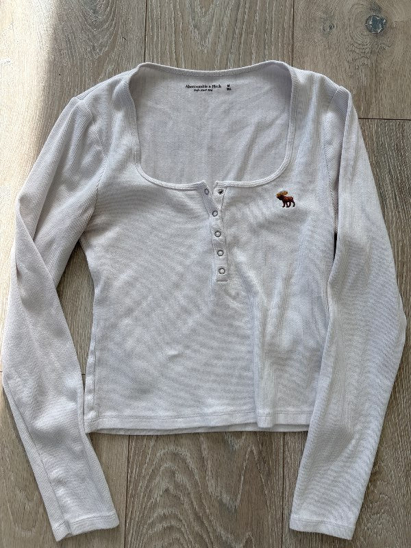 Abercrombie and fitch hvítur bolur