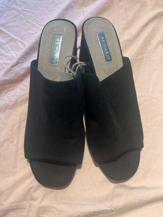 G.Svartir hælaskór/Primark