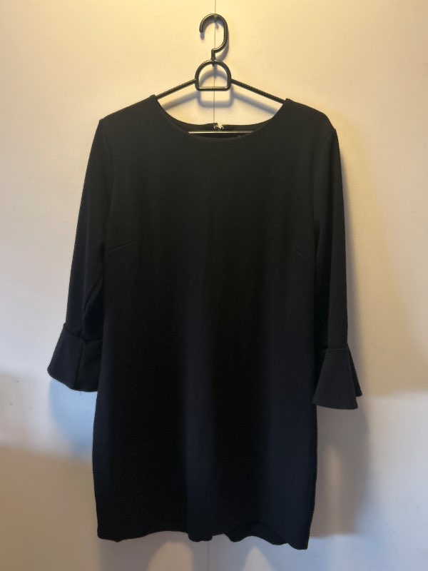 old navy svartur kjóll