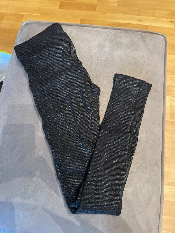 Leggings svartar silfurþraðum