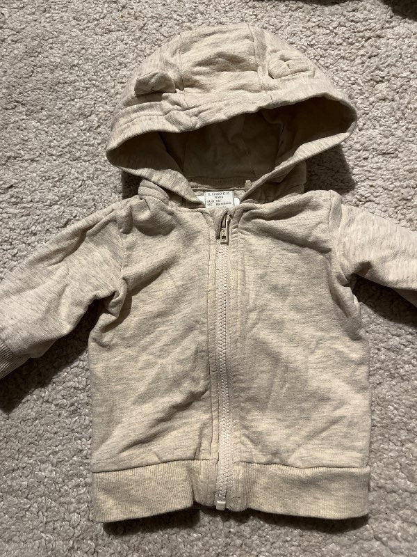 lindex beige peysa