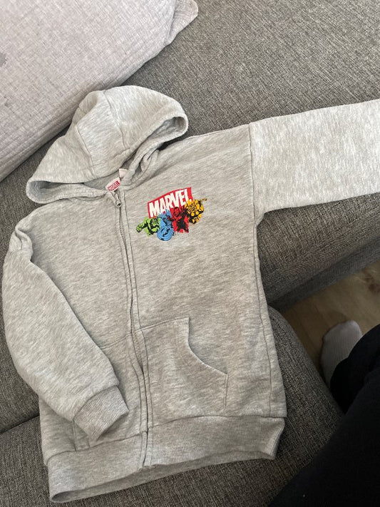 Marvel peysa
