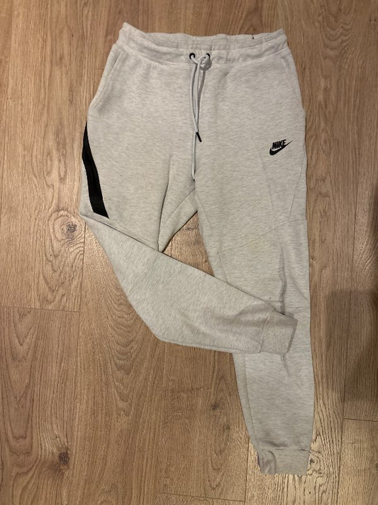 Nike jogging buxur hvítar