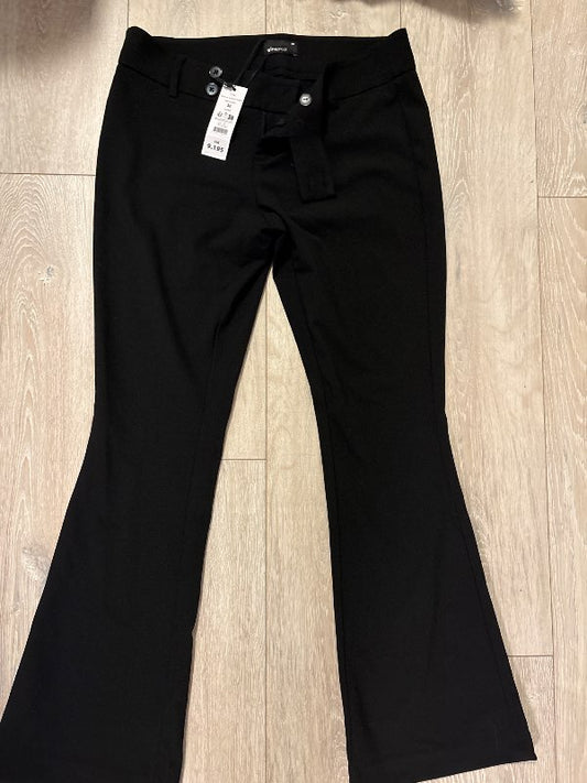 Gina tricot, svartar buxur