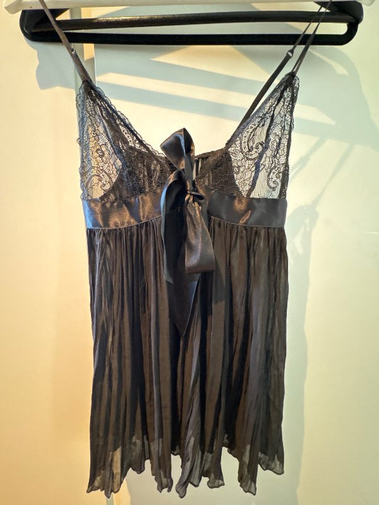 Victoria Secrets black pijama
